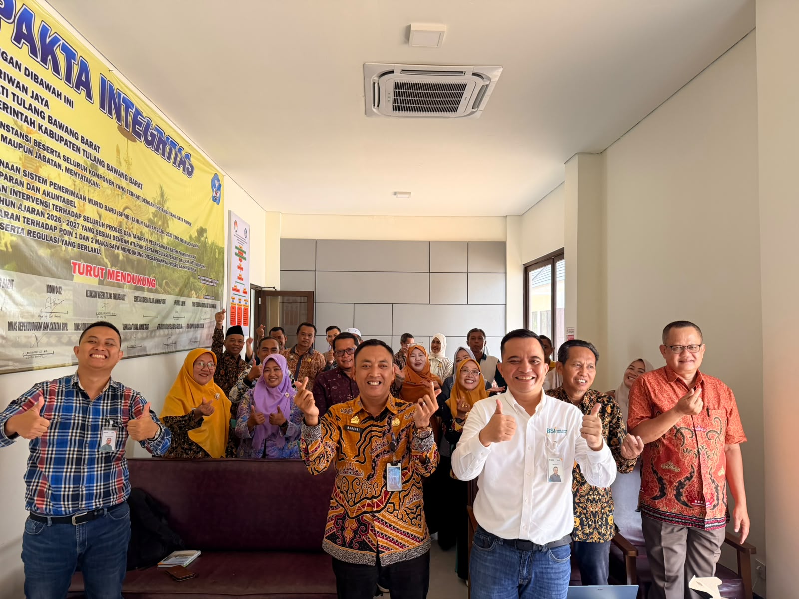 https://aplikasi.tubaba.go.id/storage/disk/website/galeri/JJsLlSVNXY.jpg